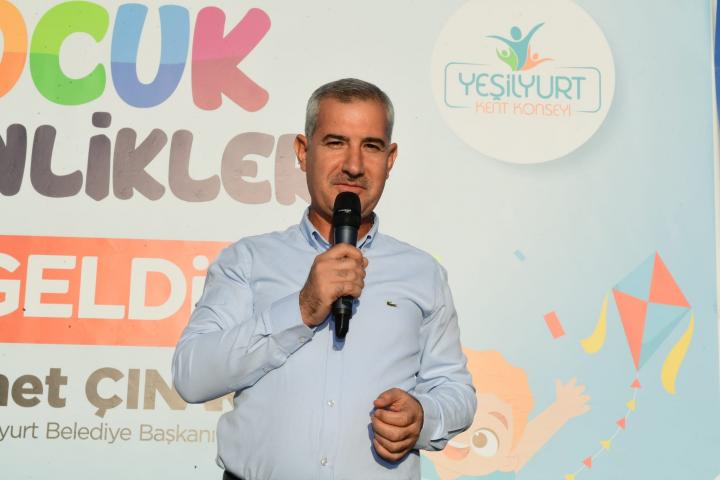 “Çocuklarımıza Mutlu ve Güzel Bir Gelecek Hazırlamalıyız”